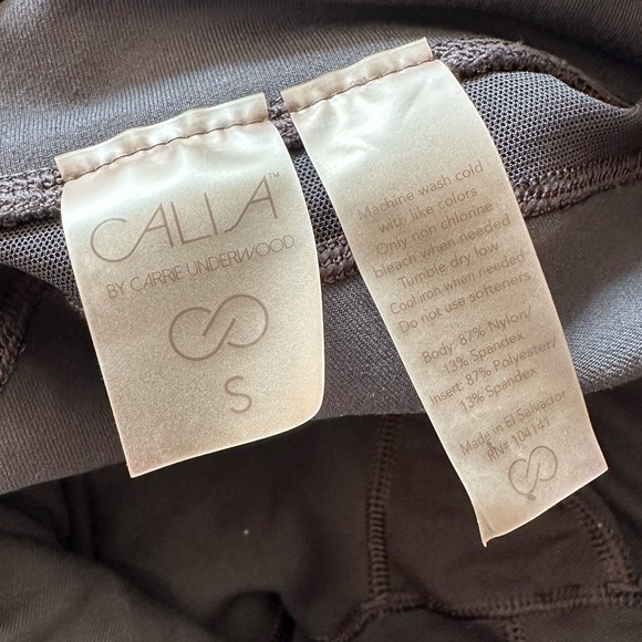 Calia by Carrie Underwood ◡̈ EUC Black Yoga Pants Minimal Flare Small - Picture 8 of 10